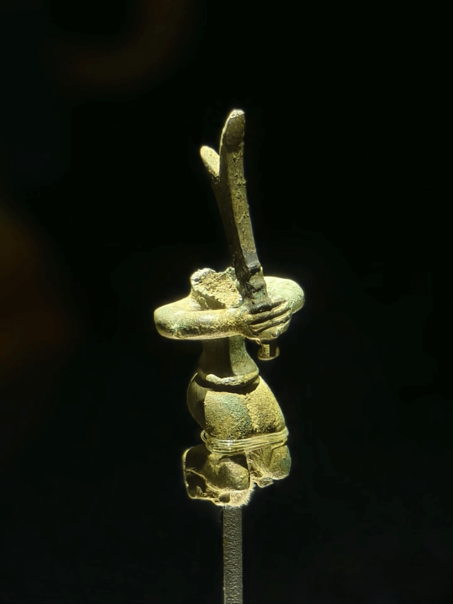 Різьблення чайника